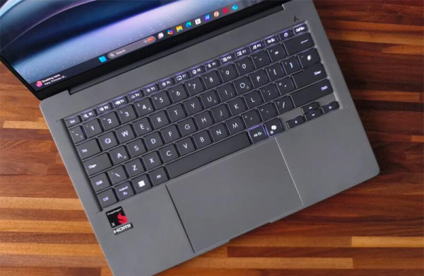 Обзор Asus Zenbook A14: ультралёгкого ноутбука с автономностью 24 часа Обзор Asus Zenbook A14: ультралёгкого ноутбука с автономностью 24 часа
