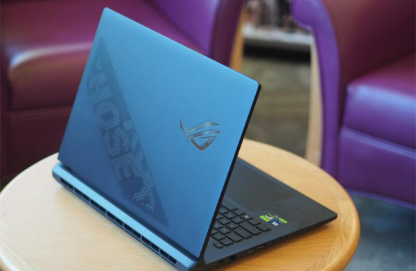 Обзор Asus ROG Strix Scar 18 (2025): невероятно мощного игрового ноутбука с RTX 5090 Обзор Asus ROG Strix Scar 18 (2025): невероятно мощного игрового ноутбука с RTX 5090