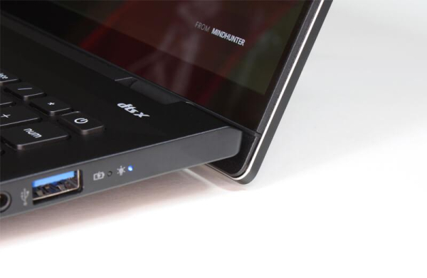 Обзор Acer Swift 16 AI: тонкого ноутбука с большим потрясающим OLED-дисплеем