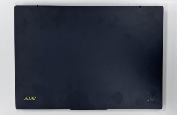 Обзор Acer Swift 16 AI: тонкого ноутбука с большим потрясающим OLED-дисплеем