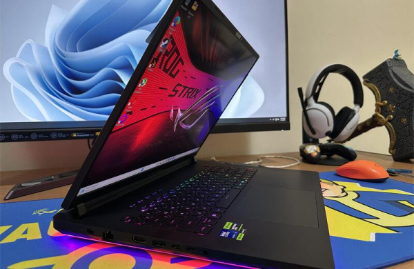 Обзор Asus ROG Strix Scar 18 (2025): невероятно мощного игрового ноутбука с RTX 5090 Обзор Asus ROG Strix Scar 18 (2025): невероятно мощного игрового ноутбука с RTX 5090