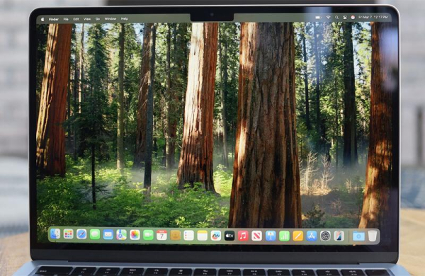 Обзор Apple MacBook Air 13 M4 (2025): лучшего ультрабука с мощным процессором Обзор Apple MacBook Air 13 M4 (2025): лучшего ультрабука с мощным процессором